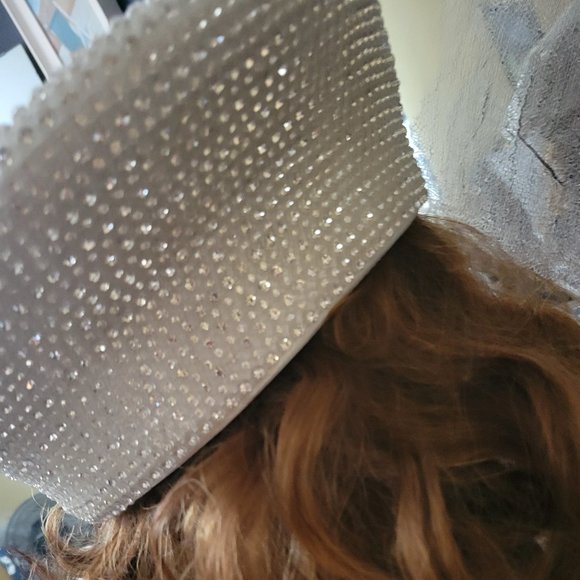 Hat - Picture 3 of 6